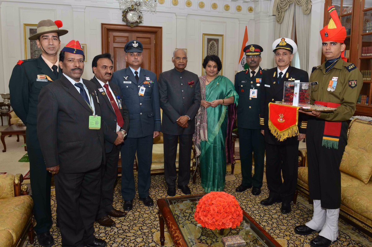 Home Department Of Ex Servicemen Welfare Ministry Defence Goi Secretary Esw Officers Of Kendriya Sainik Board With Hon Ble President