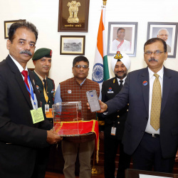 Secretary (Ex-Servicemen Welfare) Shri Vijoy Kumar Singh making a contribution to the Armed Forces Flag Day Fund in New Delhi on December 06, 2022 ahead of Armed Forces Flag Day.